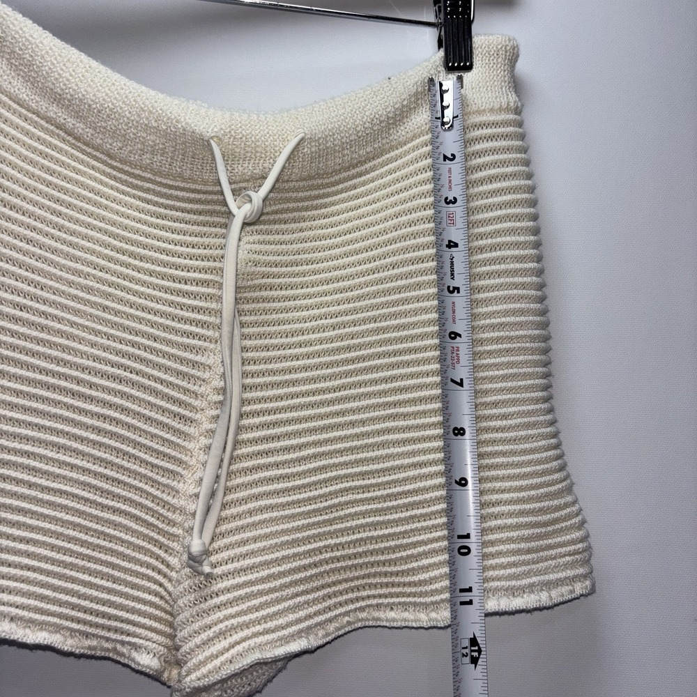 WEWOREWHAT Low Rise Crochet Knit Shorts Off White Size Small Drawstring - Picture 5 of 7